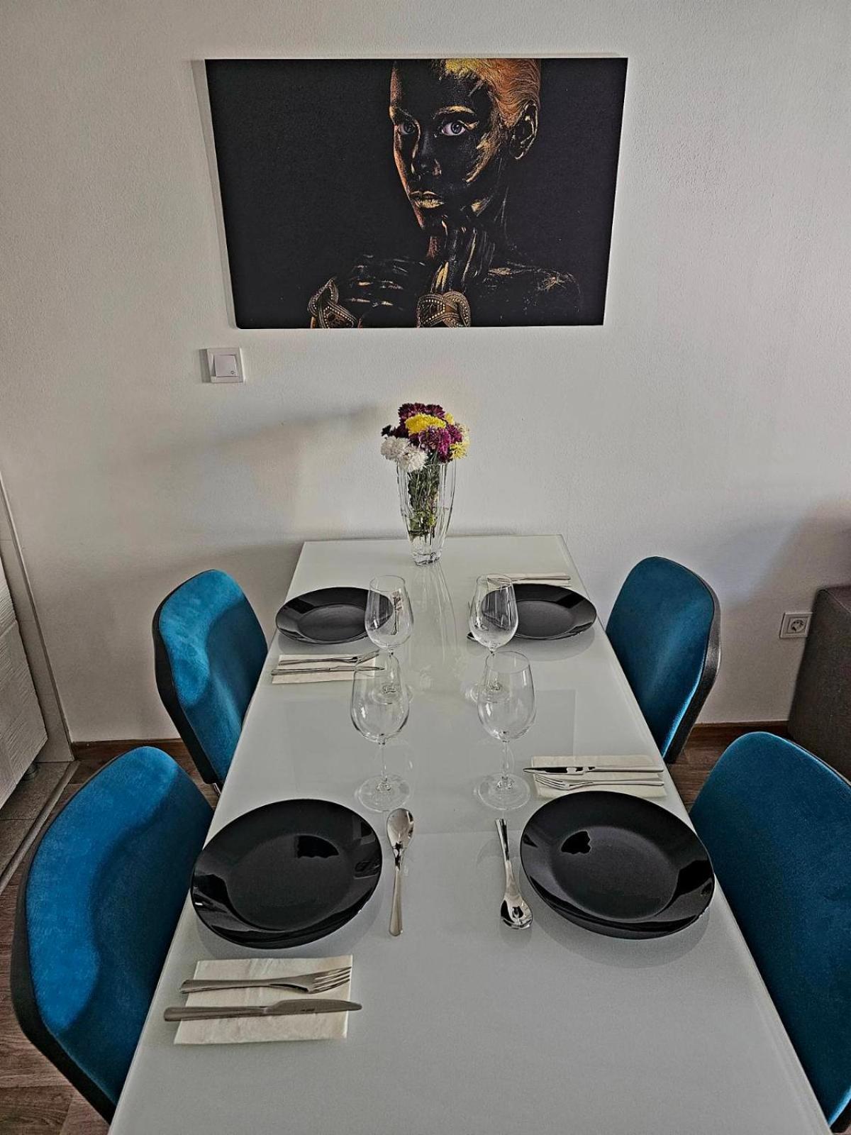 Eva'S Premium Apartments Skopje Bagian luar foto